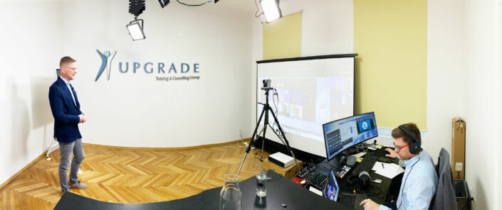 Studio_withlogo